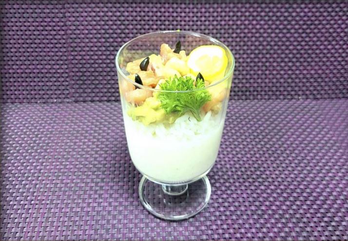 Салат в бокале «Чизкейк из рыбы и креветок»