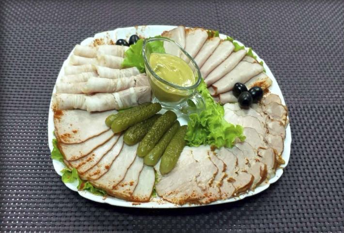 Ассорти мясное