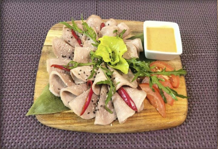 Закуска «Язык говяжий»