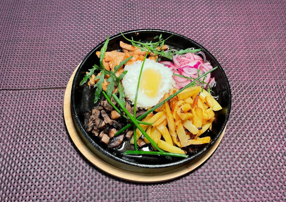 «Тирольская» шипящая сковорода