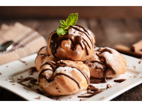 Профитроли шоколадные